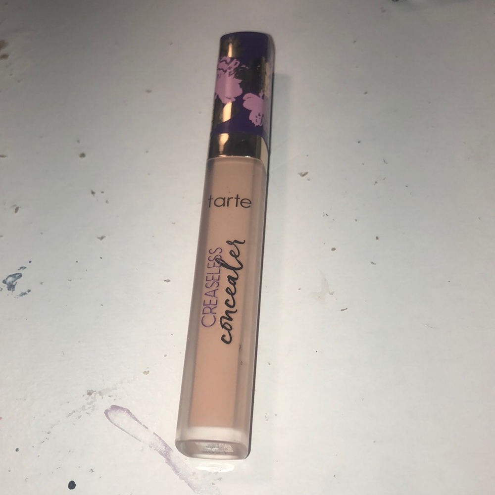 Sephora’s brand new concealer, Tarte light medium